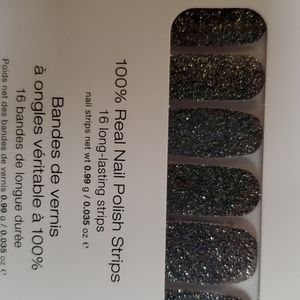 Colorstreet nails set Minds Matter